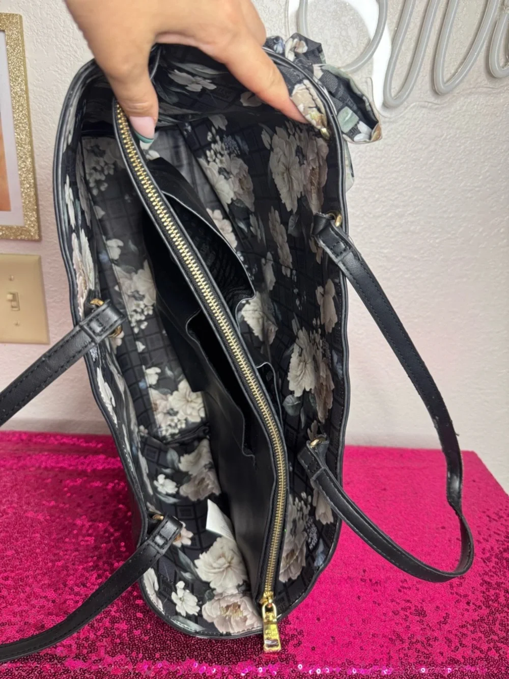 STEVE MADDEN 🪷 Pebbled Black Leather Large Laptop Tote, Floral Scarf Accent